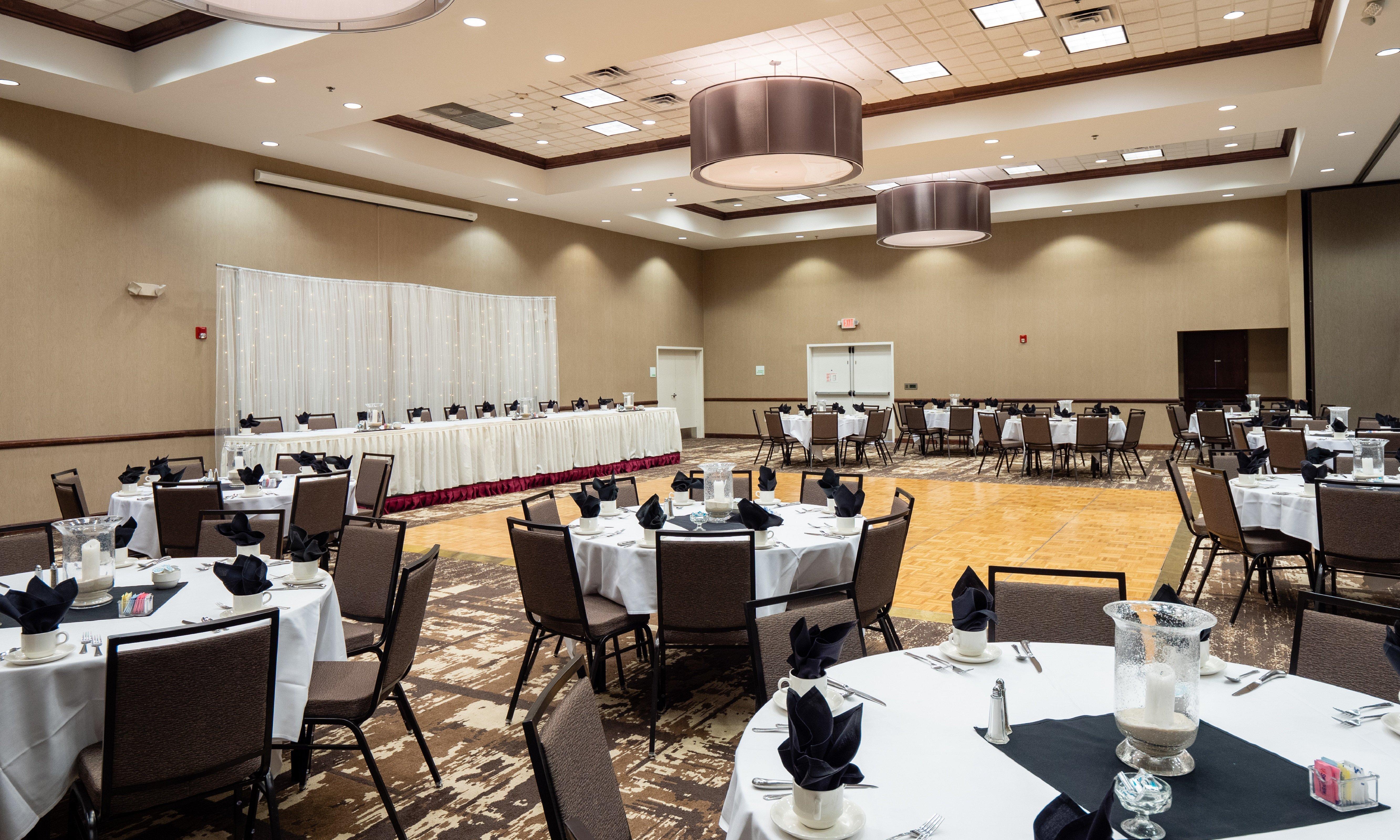 Holiday Inn Conference Center Marshfield, An Ihg Hotel Eksteriør bilde