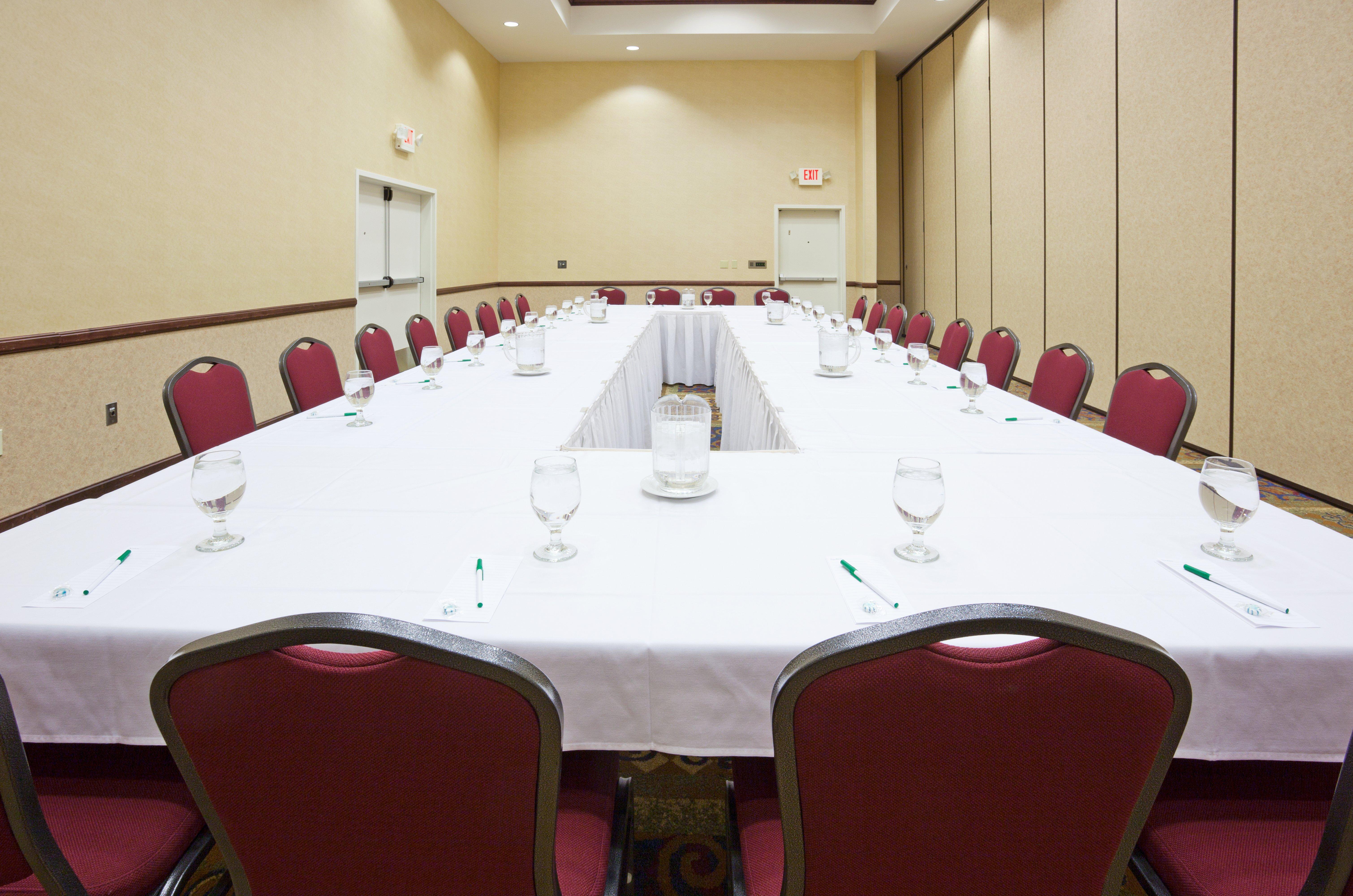 Holiday Inn Conference Center Marshfield, An Ihg Hotel Eksteriør bilde